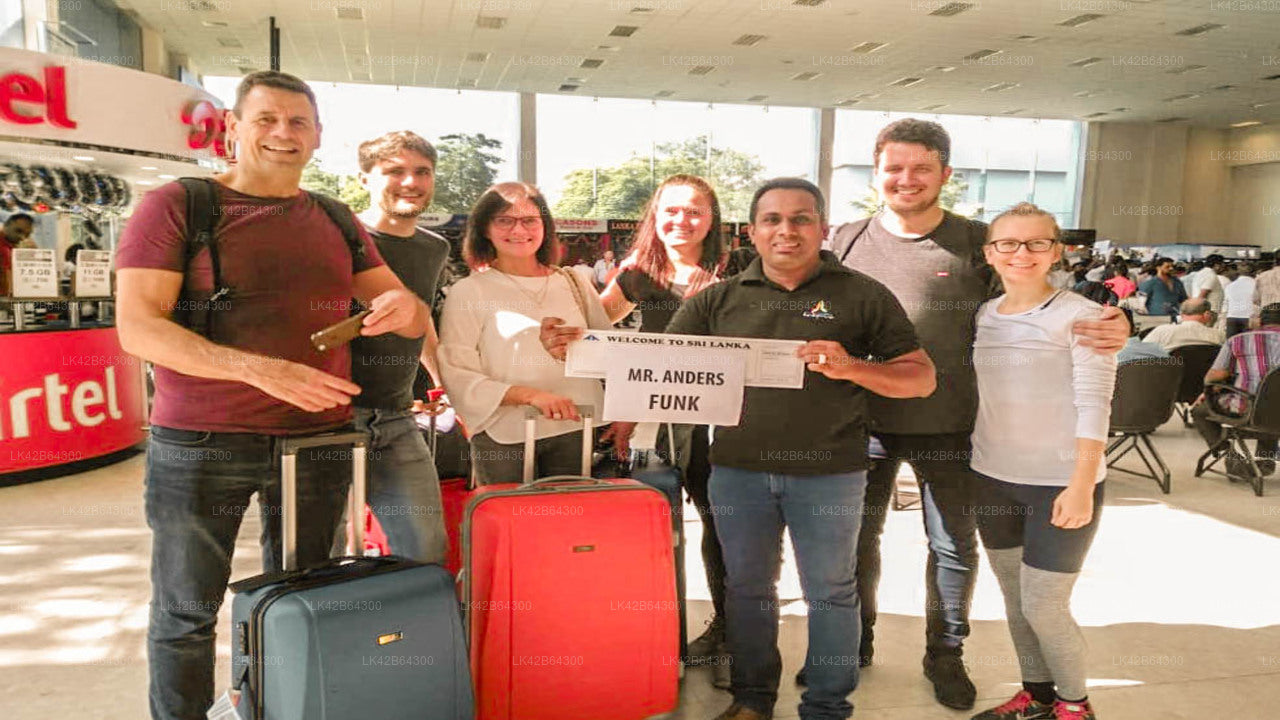 ත්රිකුණාමලේ නගරයේ සිට පසිකුඩ නගරයට පෞද්ගලික ස්ථানකය
