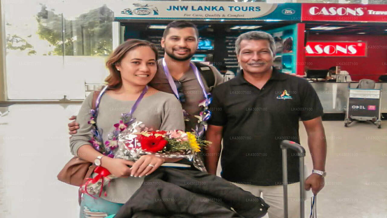 Transfer between Colombo Airport (CMB) and Yala Village, Yala
