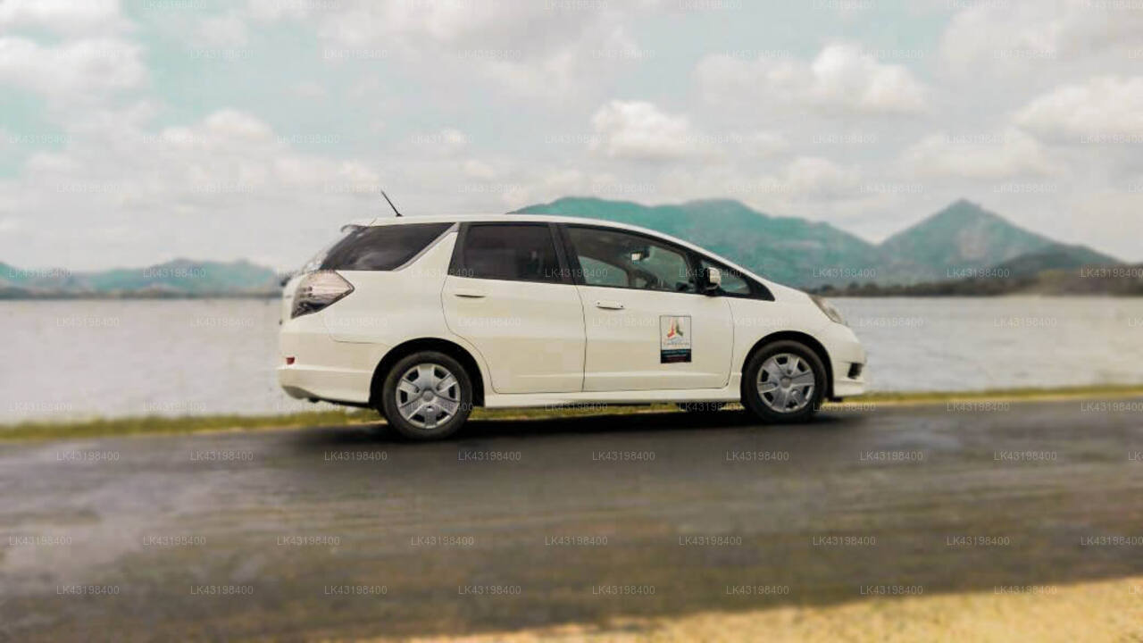 Transfer between Colombo Airport (CMB) and Village Headman's Bungalow, Bentota