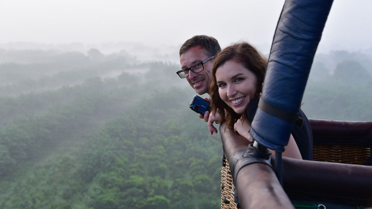 කණ්ඩලම සිට උණුසුම් වායු බැලූන සවාරිය