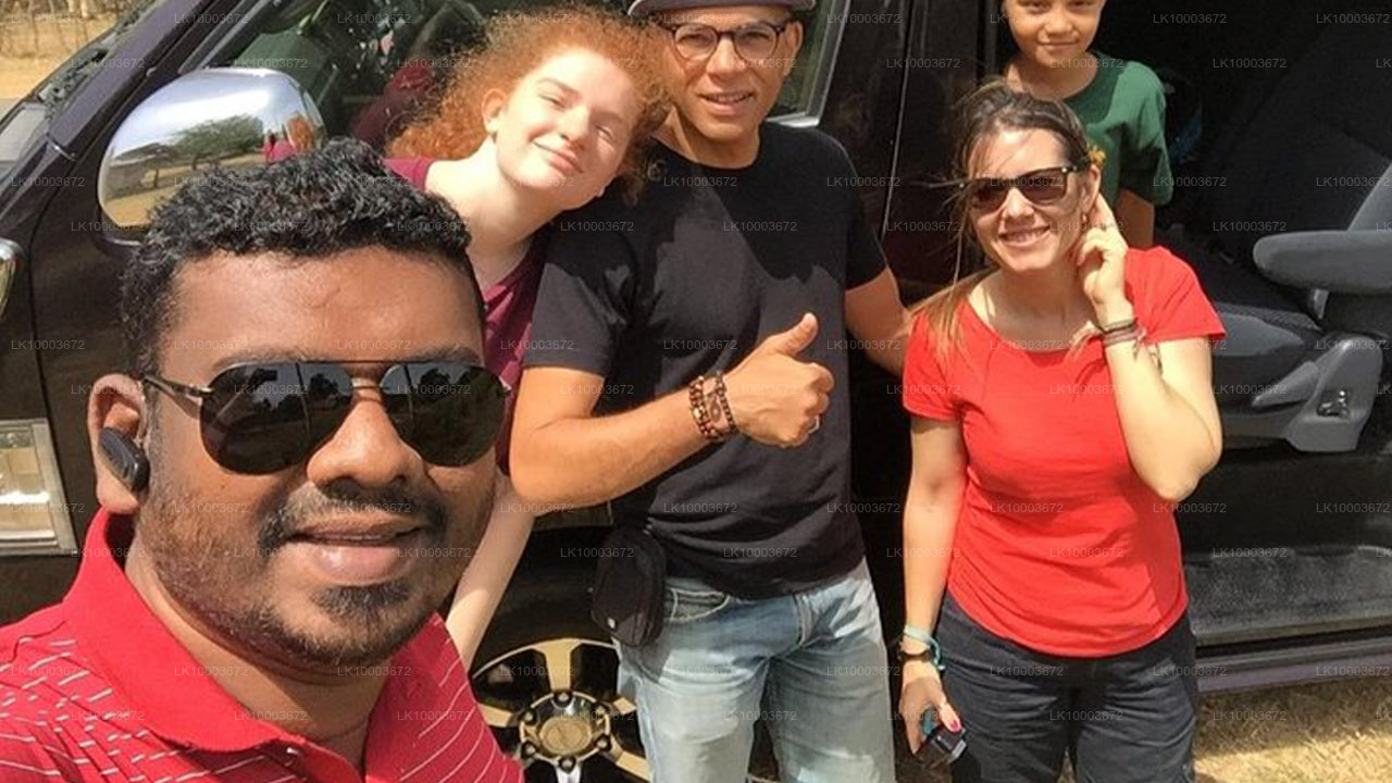 Randimal Handalage සමඟින් ශ්‍රී ලංකාව සොයා ගන්න