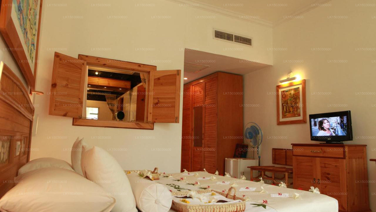 The Oasis Beach Resort, Hambantota