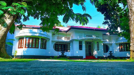 Villa Karadiya, Ambalangoda