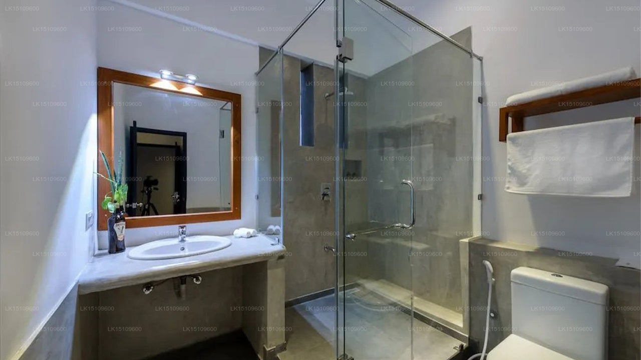 Fern Breeze Resorts, Piliyandala