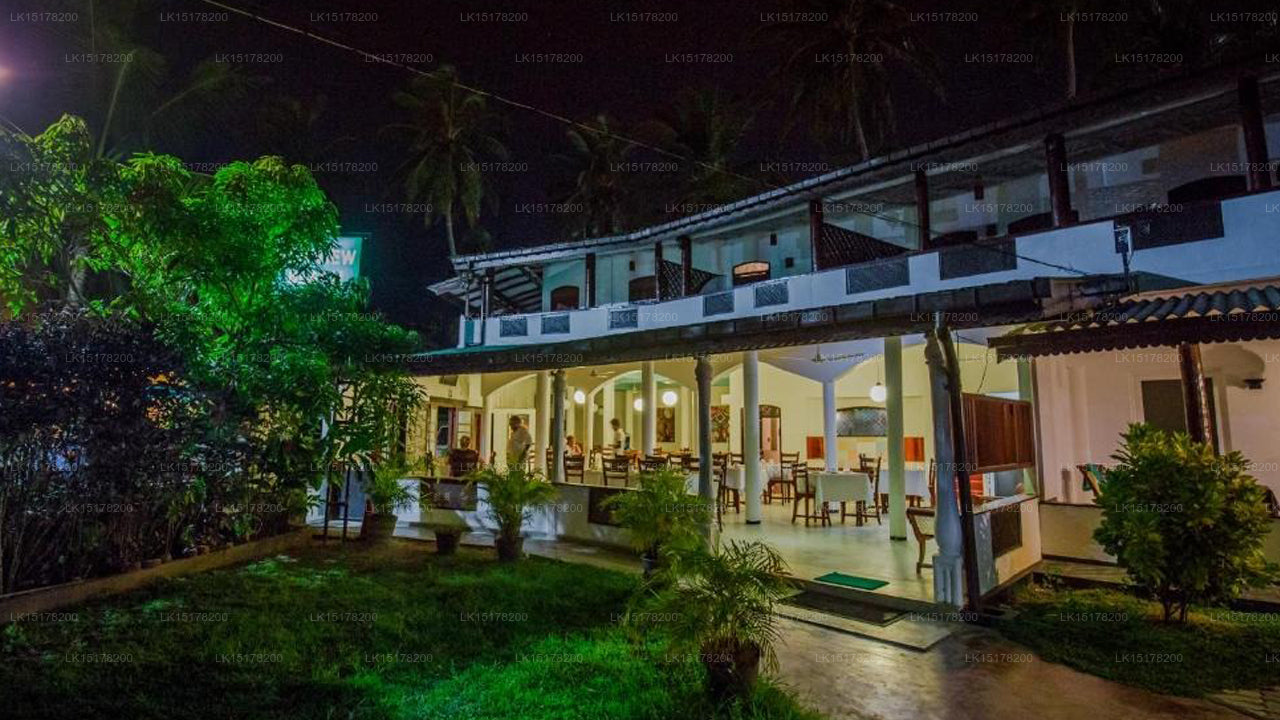 Sea View Beach Hotel And Restaurant