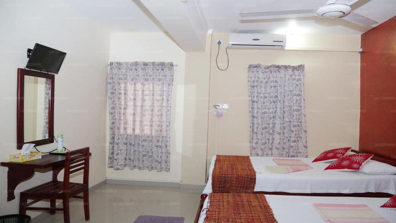 Dyke Rest, Trincomalee