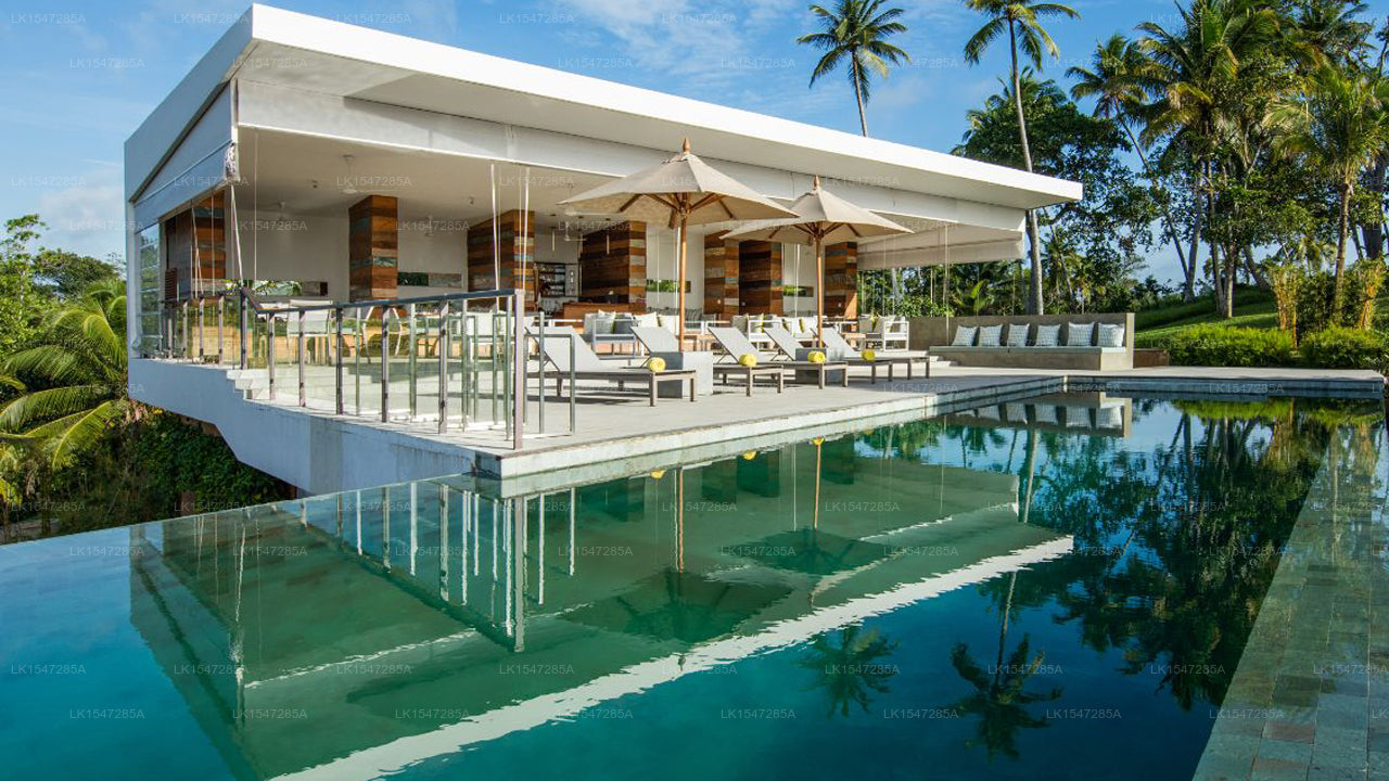 Tri Koggala by Amaya, Koggala