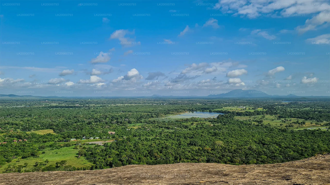පිදුරංගල මාර්ගෝපදේශක චාරිකාව - ප්‍රවේශ පත්‍ර සමඟ