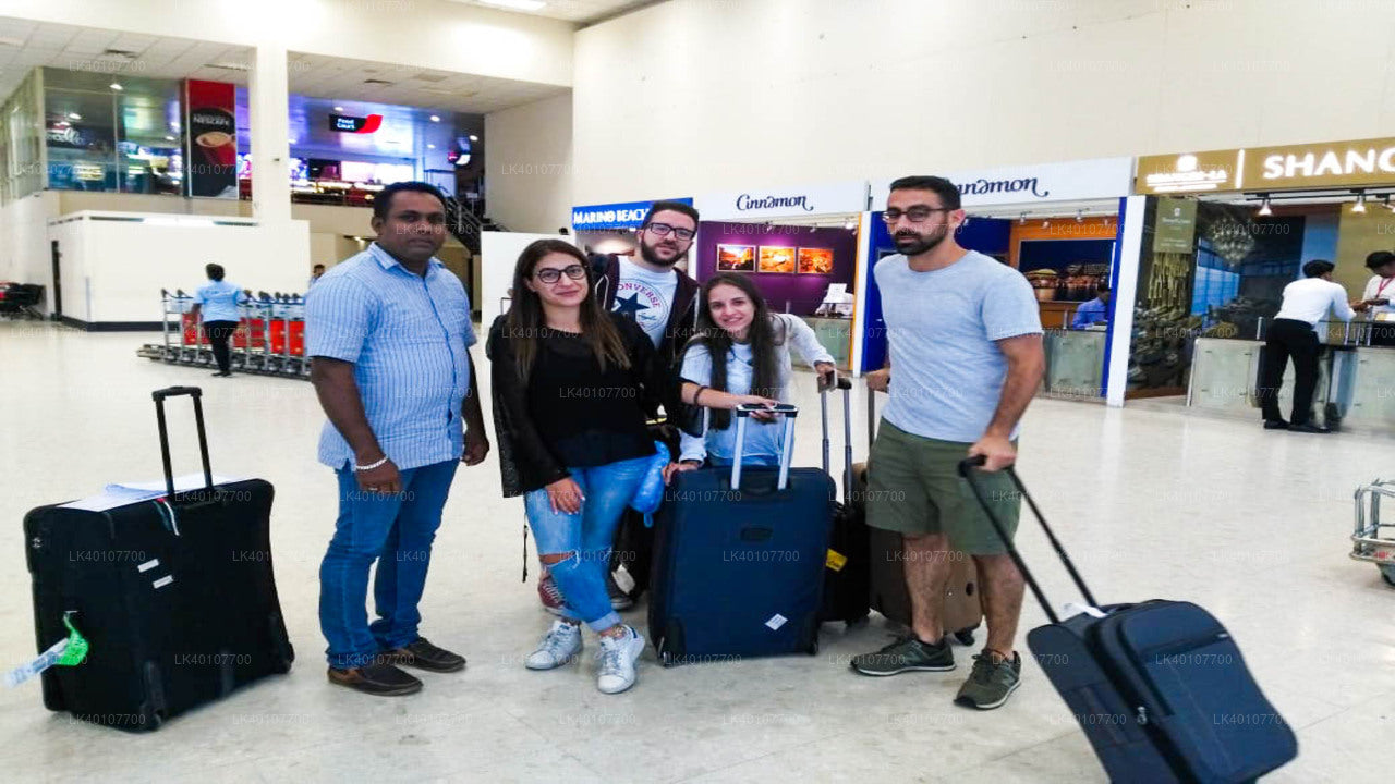 උණවටුන නගරයේ සිට කොළඹ ගුවන්තොටුපළ දක්වා (CMB) පුද්ගලික මාරුව